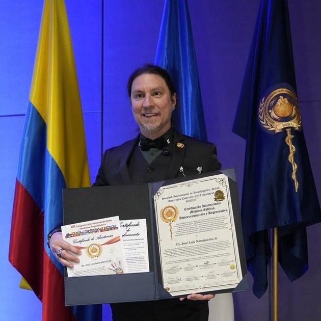 Dr. José Luís — Univ. Católica de Colombia